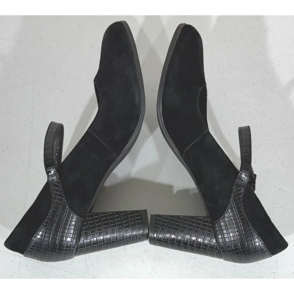 Clarks Mary Jane Pumps 8.5 Black Suede Croc Embossed Block Heel Dark Academia